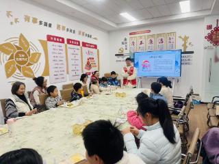 美颂社区开展掐丝珐琅杯垫制作活动