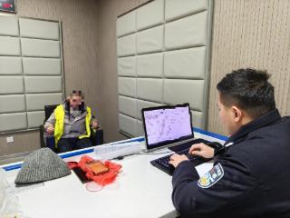 万元手机被盗 芜湖警方通宵追踪12小时破案