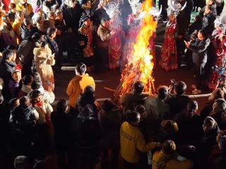 贵州赫章县阿穴村探索乡村振兴新路径 获各界关注助力产业融合