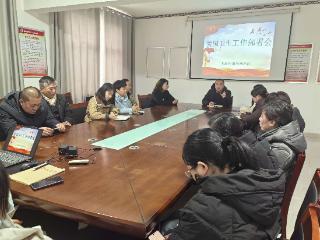 同心大扫除，扮靓新家园——上高街道凤凰社区开展爱国卫生专项行动