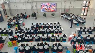 石家庄市第五十三中学开展交通安全宣讲活动