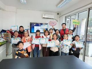 科学探秘 巧手求真 观湖社区伯努利实验点亮青少年科学梦