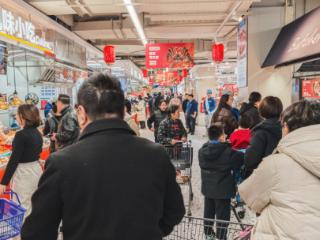 抢抓新年消费潮 盒马万象天地店开业