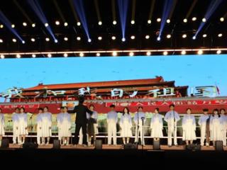 上饶市广丰一中首届校园文化艺术节文艺演出圆满落幕