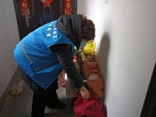 济宁市任城区安居街道运河怡居佳苑社区开展 “汇聚社区力量，共筑美好家园”志愿服务活动