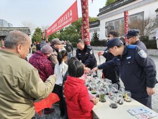 笔墨传情寓禁毒 文化惠民暖新春