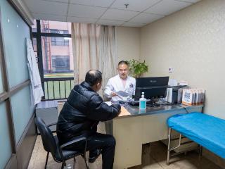 四川友谊医院肿瘤科石辉兵：中医在癌症治疗中有什么作用