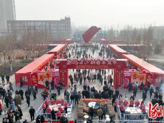 河北平山：拔河劲旅燃斗志 年货飘香绘振兴