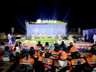 上饶市广丰区“工会晚八点”迎新春职工汇报演出圆满举行