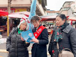 工行凯里施秉支行：用存款保险宣传助力守护百姓“钱袋子”