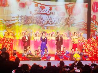 新春走基层 | 草根春晚的笑语欢歌