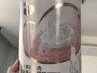 麦富迪奶弗羊奶鲜肉主食冻干：猫爱吃，更放心