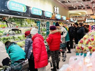 京东七鲜超市北京荟聚店开业首日超3.5万人涌入