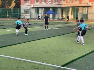 新年心愿丨少年的足球梦：从借来的旧鞋起步，他想要一双好球鞋，踢出一个未来