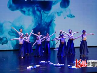 唐山市路北区首届少儿街舞春晚活力开场