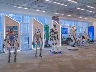 今年历下区将实施济南人工智能计算中心升级，打造区域AI算力枢纽