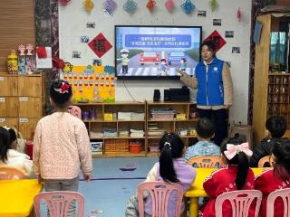 济宁市任城区阜桥街道粉莲街社区：文明交通进校园，安全“童”行护成长