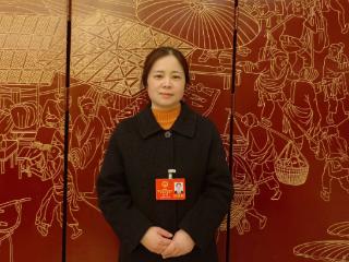 安徽省人大代表鲍瑾：严管“共享单车运营企业”，规范非机动车停放秩序