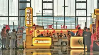 今年春运，杭州每天有100多个小朋友独自飞行