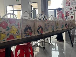 上饶市信州区沙溪镇：一缕春丝 织暖童心