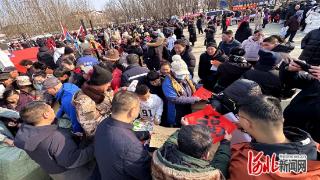 秦皇岛图书馆开展三下乡集中服务