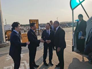 瑙鲁总统阿迪昂一行抵达广州，正式开启在粤访亲过年行程