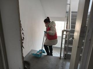 济宁市任城区李营街道凤苑社区开展“信用+辞旧迎新净家园 平安守护过大年”行动