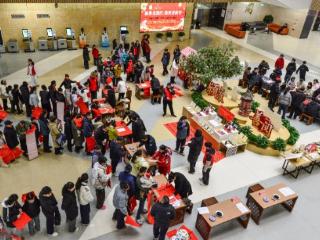 2026新春走基层︱墨香浮动剪影翩跹 阜阳市图书馆年味上线