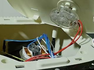 荣事达空气炸锅：温度旋钮仅为装饰 官网竟跳赌博网站