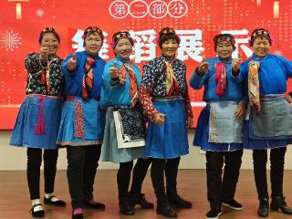 “三乐三为”举办“‘拾’光筑梦，温暖同行”主题年会