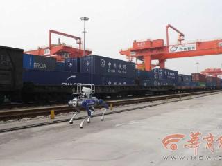 新春走基层|智能巡控机器狗、警用无人机、5G执法仪 西安铁路公安处智慧警务护航春运