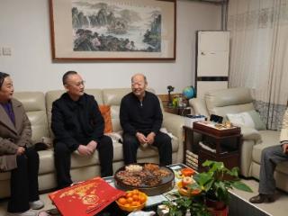 菏泽市市场监管局：新春送温暖 情系老干部