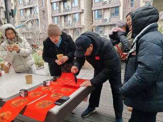 新春至暖心服务升级 龙湖社区年味正浓