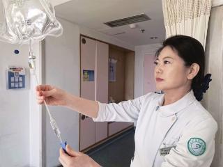 新春走基层｜腊月加班忙 真情暖病房