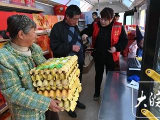 2026新春走基层 | 一头连田间一头连餐桌 阜阳退役公交串起便民助农路