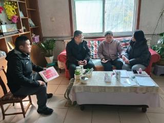 济宁市任城区济阳街道龙行社区计生协会开展“情暖新春，关爱相伴”慰问活动