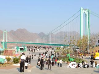 电力满格，守护世界第一高桥春节畅行——花江峡谷大桥云渡服务区供电保障现场直击