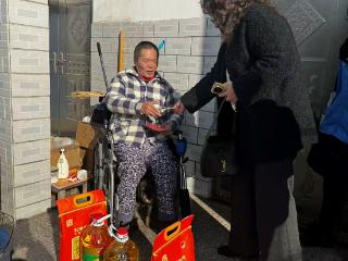 “六化”建设树标杆，暖心公益显担当