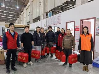 情暖快递一线，慰问传递关怀——泰元社区走访慰问快递站点