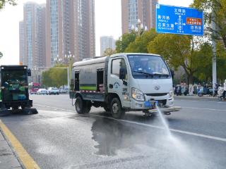 精细治理提品质，靠前服务显温度