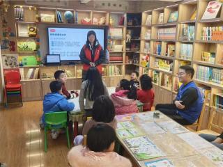 聊城大学药学与食品工程学院举办“走进水韵社区，守护稚童安行”社区实践活动