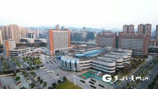 【新春走基层】“急”先锋与“暖”后盾 遵医二附院里的春节守护联盟