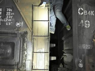 深山铁路货运员的小年夜