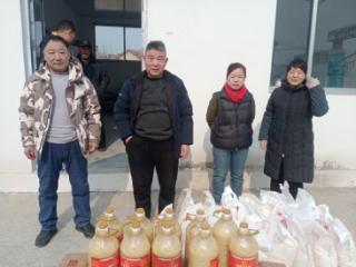 济南市莱芜区方下街道沟头村：新春送暖显温情 爱心汇聚共迎祥和年