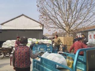 济南市莱芜区方下街道张公清村：新春送福利 情暖群众心