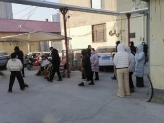 邮储银行临沂市蒙阴县支行：党员志愿服务队深入开展环境卫生整治活动