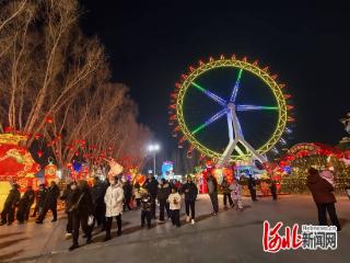 北戴河的花灯亮了