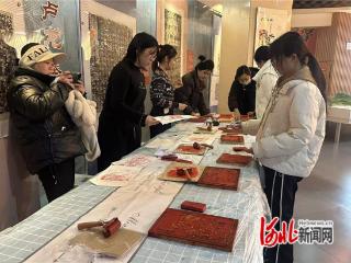 卢龙：这个春节不一般 博物馆里过大年