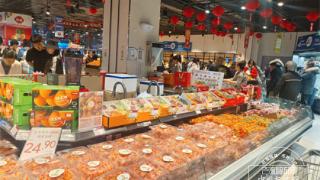 新春走基层丨超市节前采购忙 年味渐浓暖人心