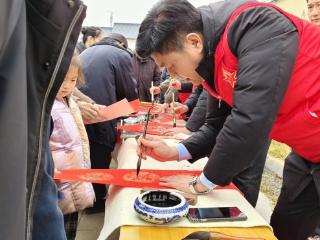 墨香传廉韵 清风迎新春——微山县昭阳街道开展廉洁春联书写活动